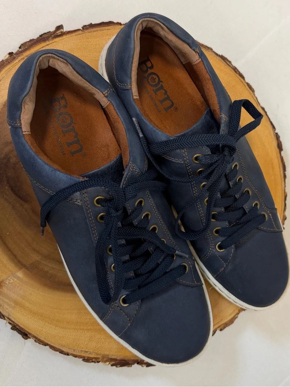 Børn‎ Mira Lightweight Sneakers Soft Blue Leather Lace Up Women’s Size 9.5